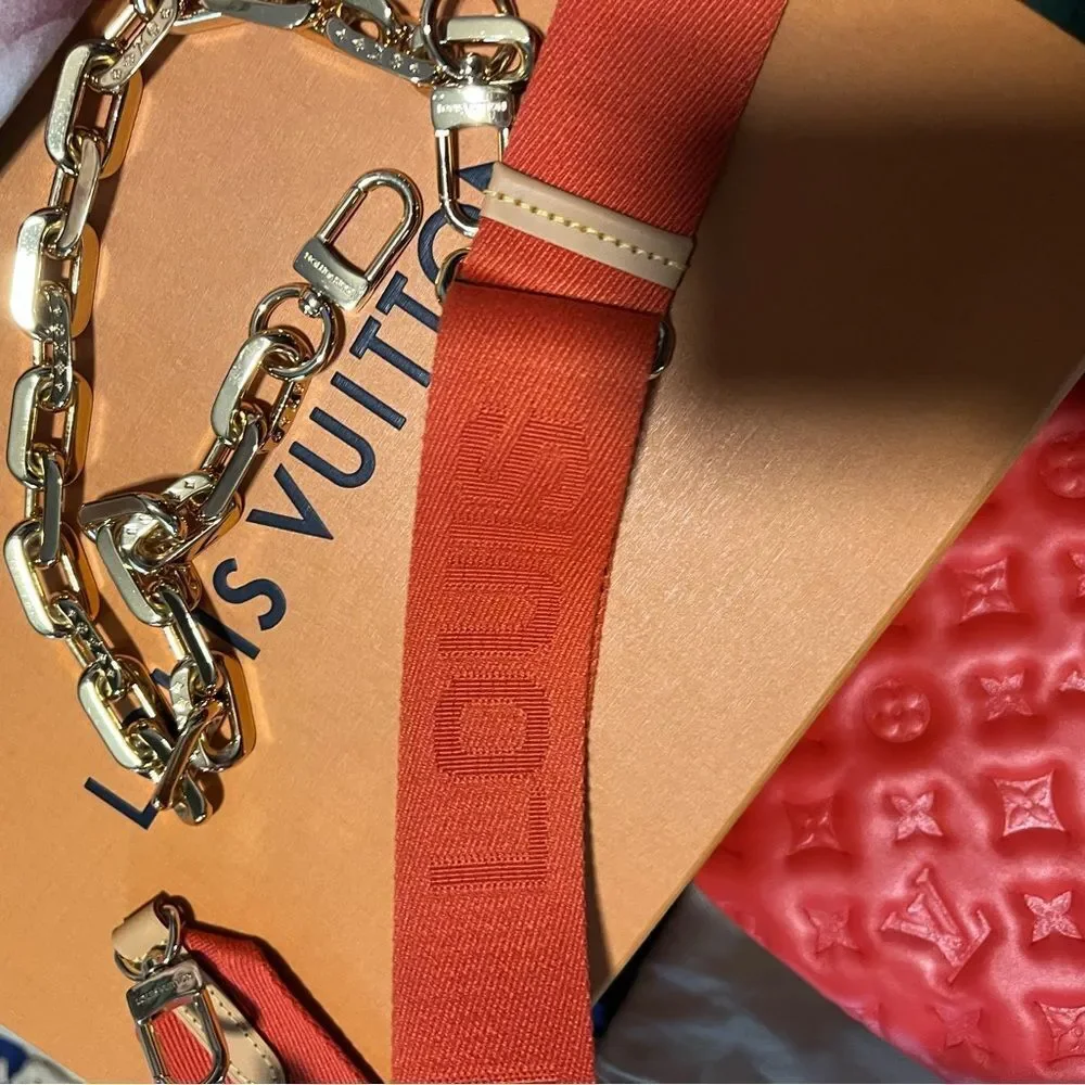Louis Vuitton COUSSIN PM ROUGE